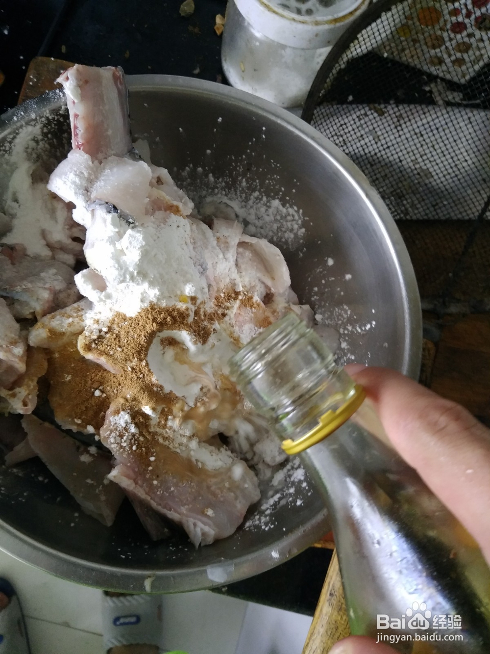 水煮鱼肉片的腌制