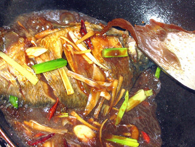 教你做出美味红烧鳊鱼!