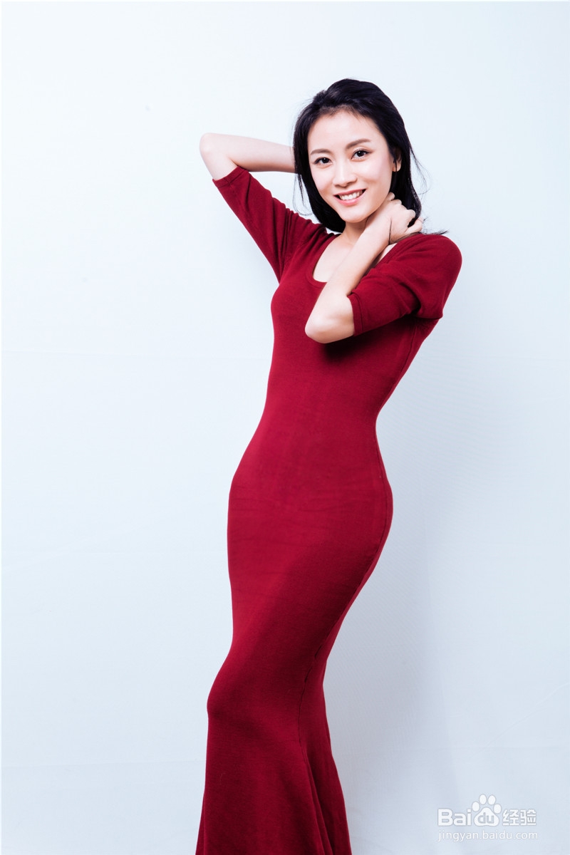 迪奥引领圣诞彩妆潮 梳子圣诞女神妆来袭