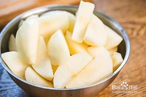 如何自制止咳清肺的秋梨膏?