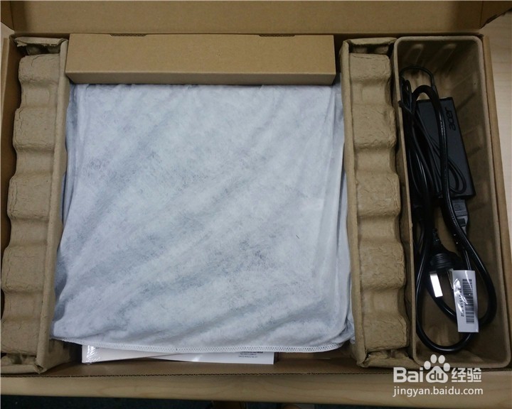 Acer TMP236-M-547R笔记本电脑 开箱评测