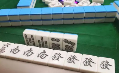 麻将小了我想换大点的不换机器可以吗