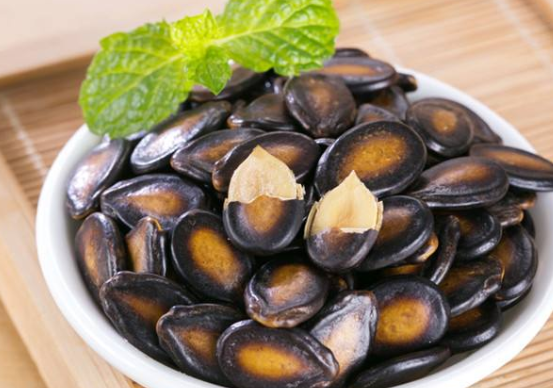 通常吃的西瓜子是夏天吃的西瓜子吗