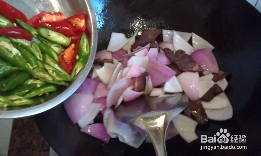 葱烧腊牛肉怎么做