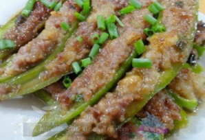 如何在家中做出好吃美味的青椒酿肉!