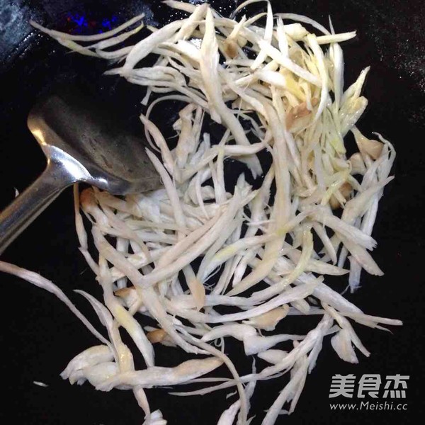 干煸杏鲍菇的做法