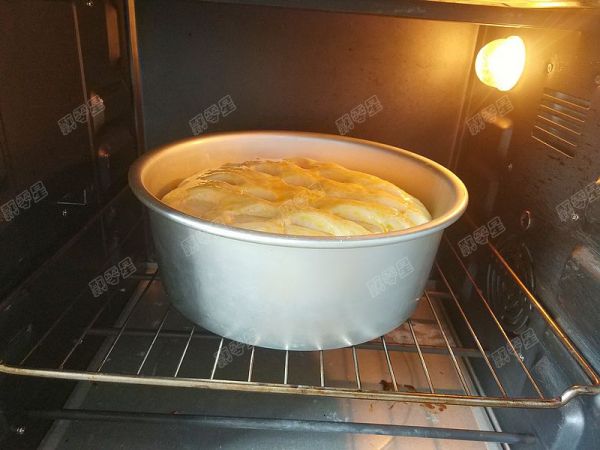 网纹果酱夹心面包