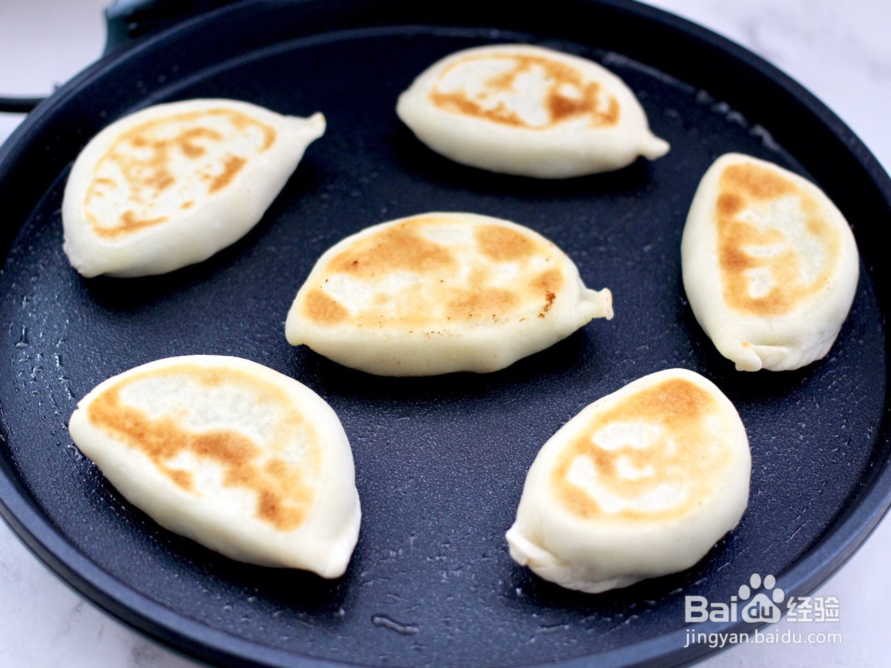 绿豆芽飞蛤盒子的做法