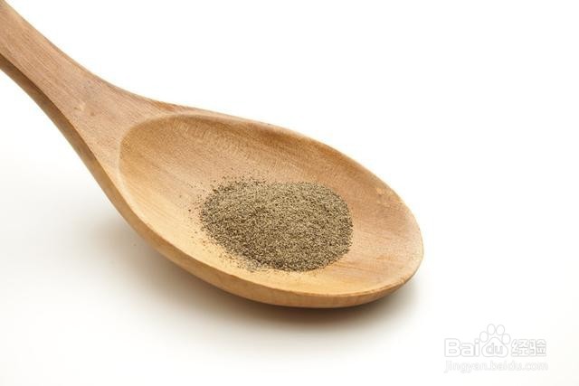 禽蛋类:核桃仁纸包鸡