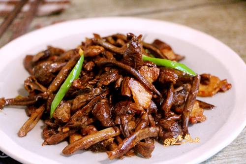 肉炒干蘑的做法
