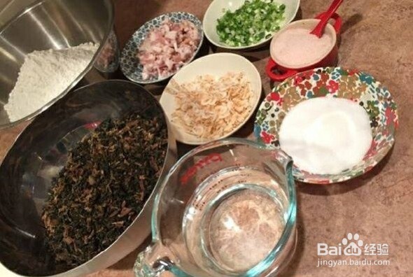 梅干菜扣肉饼的做法