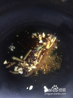 如何制作爆炒熏肠