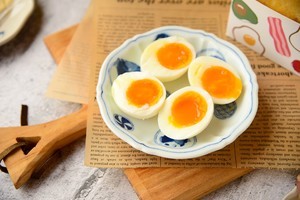 溏心蛋三明治的做法