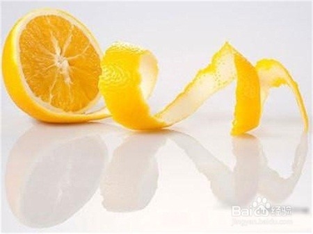 冰箱异味巧去除