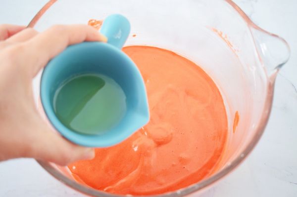 红丝绒海绵蛋糕