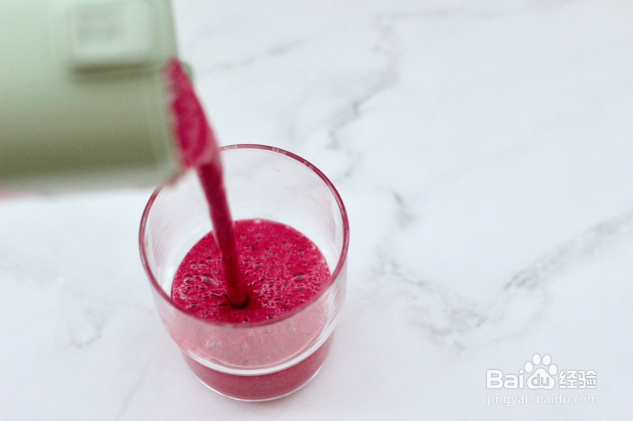 蔓越莓香蕉奶昔的做法