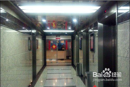 ME865和HTC G18(Sensation XE)对比