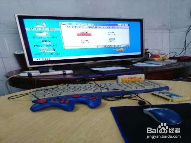 游戏机怎么连接电视？