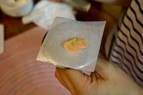 豆沙苹果花纸杯蛋糕