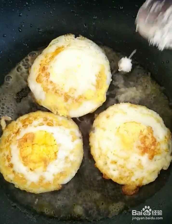 油煎酒香冻鸡蛋