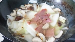 鲜美冬瓜火腿汤的做法