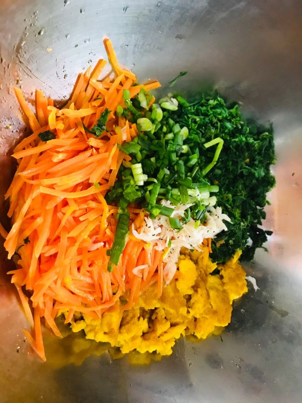 五彩斑斓荠菜纸皮包