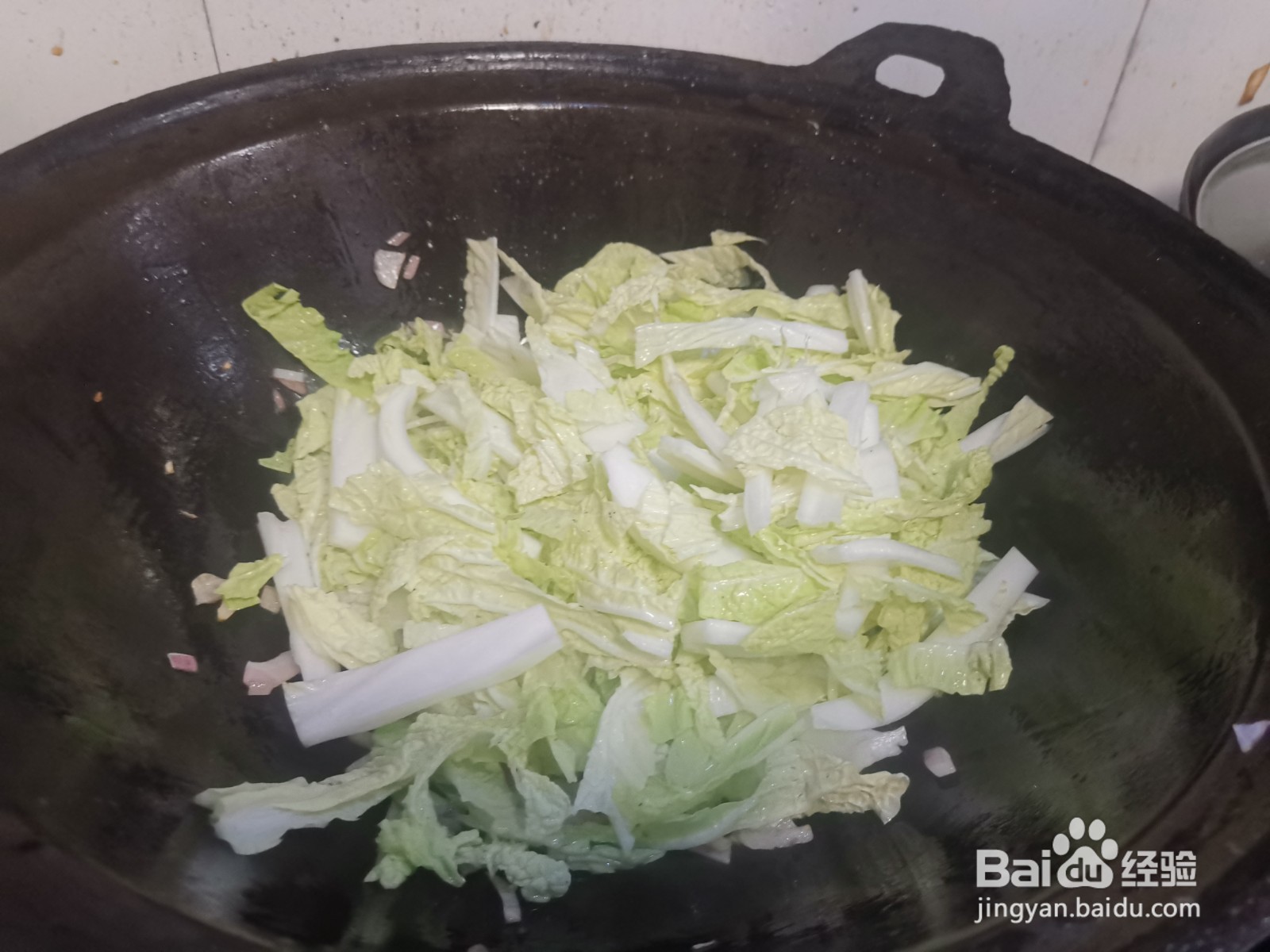 塞肉面筋炖白菜条的做法