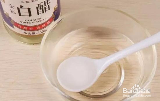 冰箱里异味太重怎么办？