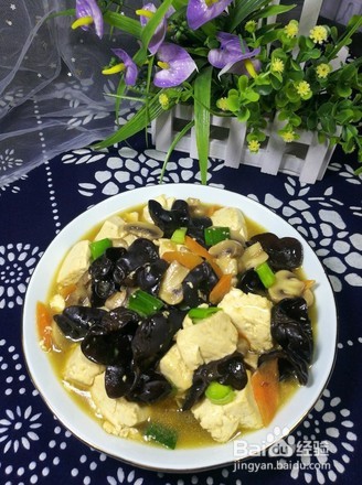 怎么做木耳口蘑熘豆腐