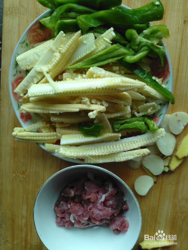 玉米笋炒肉的做法