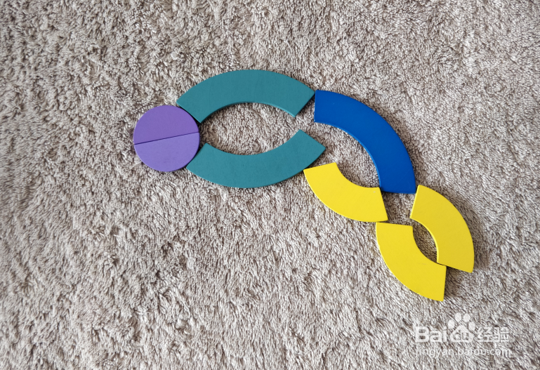 用蒙氏积木怎样拼一只大龙虾呢?