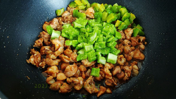 蒜辣酱肉苦瓜丁