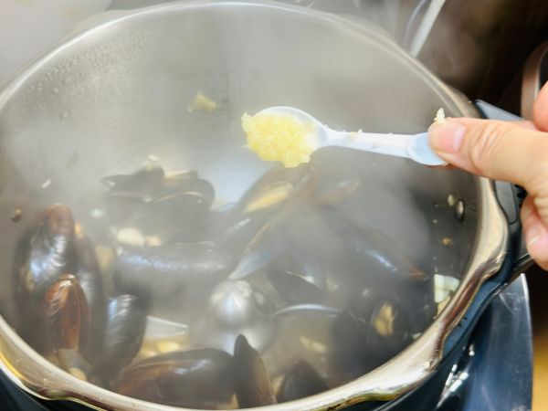 蒜蓉酱香炒贻贝