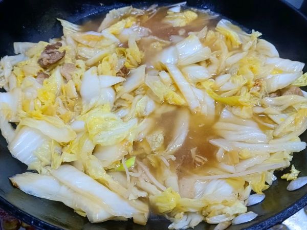 大白菜五花肉豆腐炖粉条