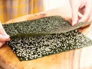 芝麻夹心海苔怎么做？