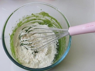 青提抹茶蛋糕卷怎么做