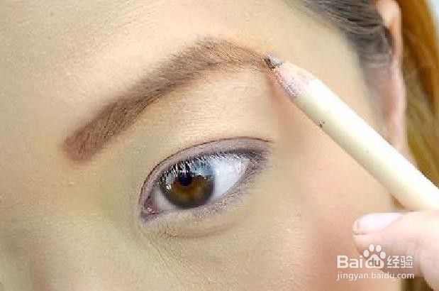 如何修复你的眉毛