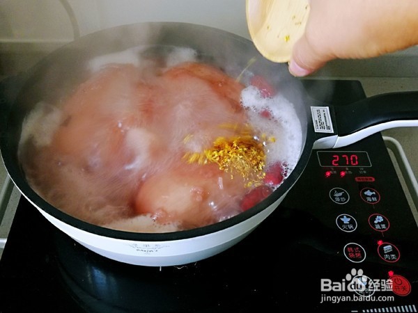 怎么做美味的桂花红枣糯米藕