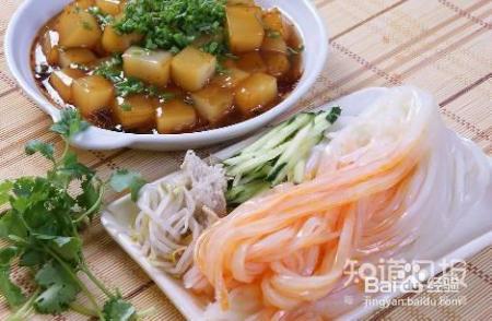 聚会喝酒千万别吃这些菜，有危险哦！