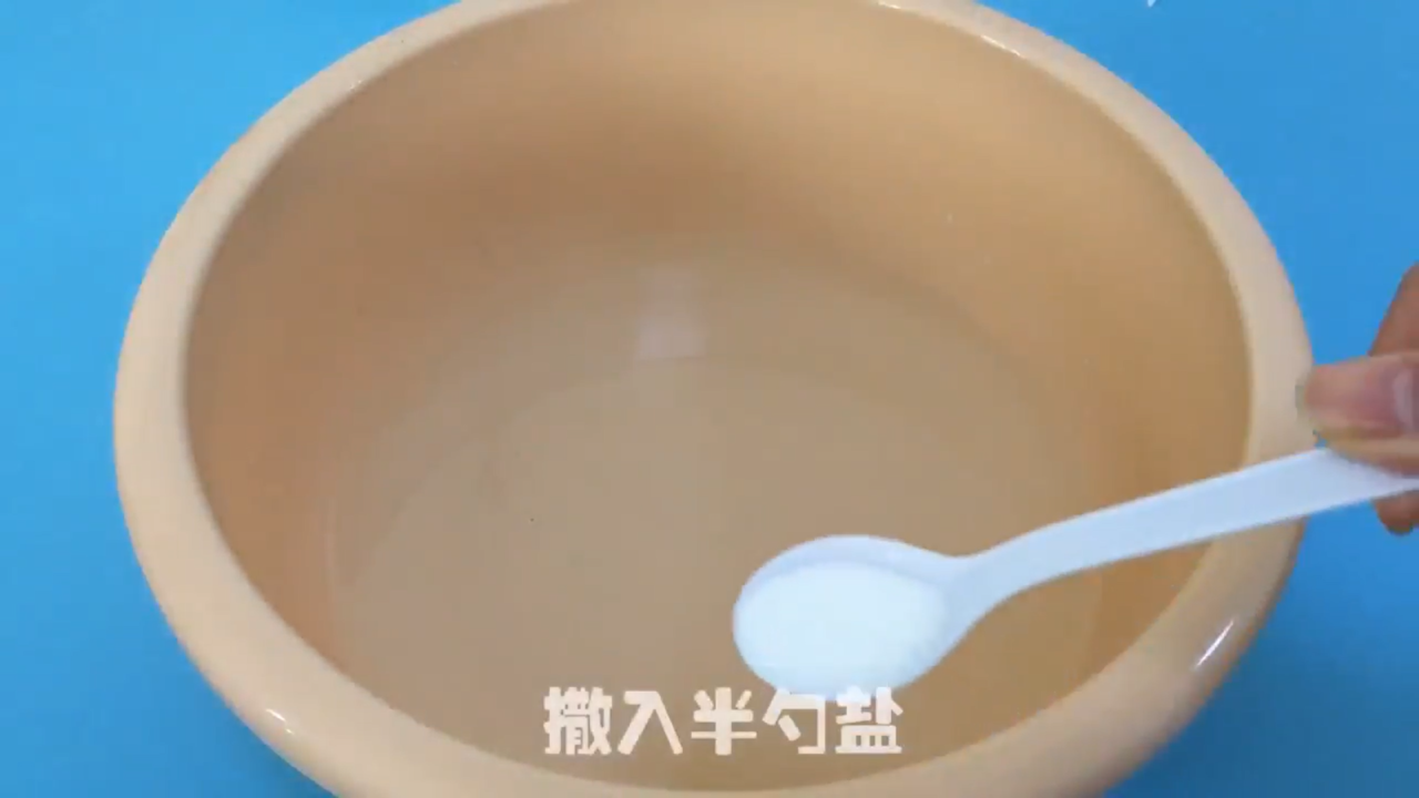 毛巾使用时间久了变硬怎么办