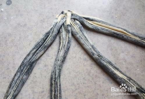 黑芝麻酱吐司是怎么做的？怎么做好吃？