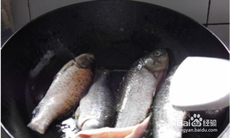 红枣鲫鱼木瓜汤的烹饪方法