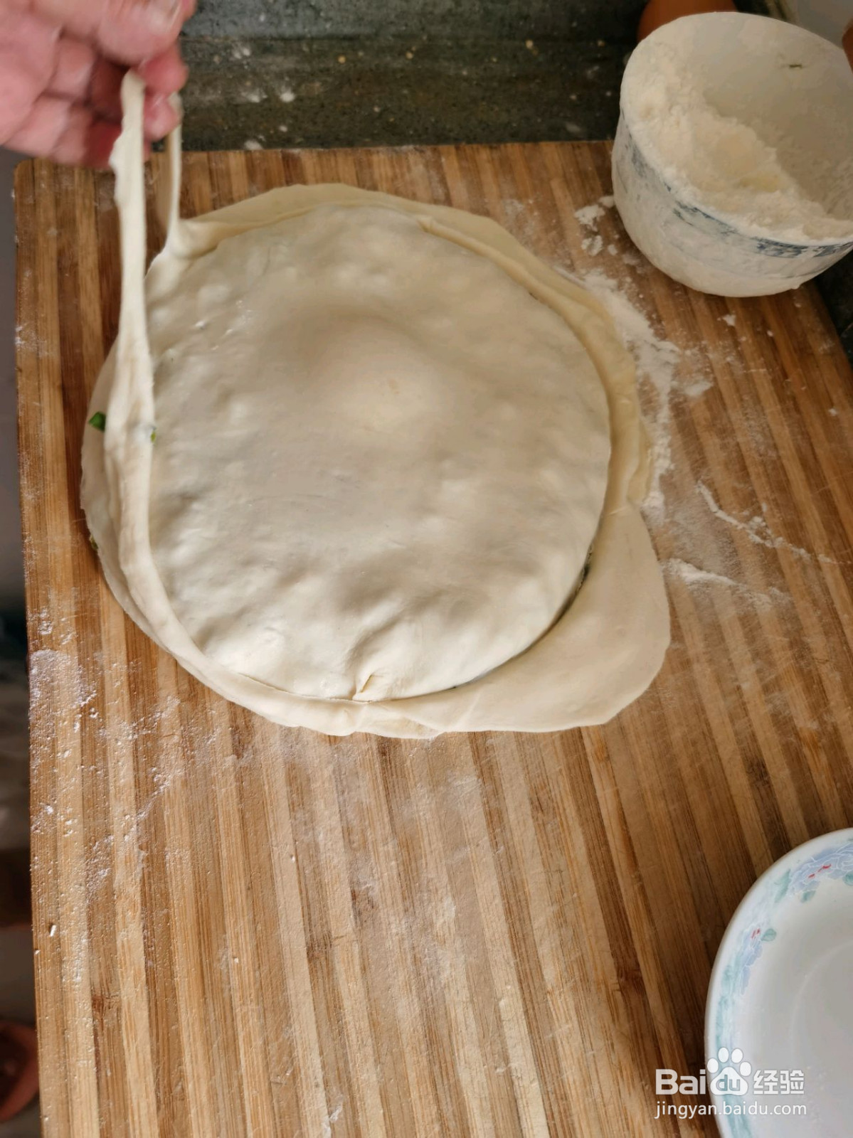韭菜鸡蛋饼的做法