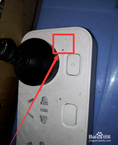 电脑打开后屏幕不显示、键盘灯不亮怎么办