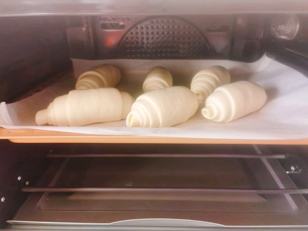 外脆里软盐面包