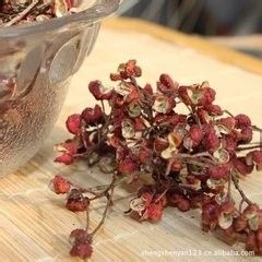 脚上长了冻疮怎么办 生姜花椒水 百度经验 脚上长了冻疮怎么办 生姜花椒水 百度经验