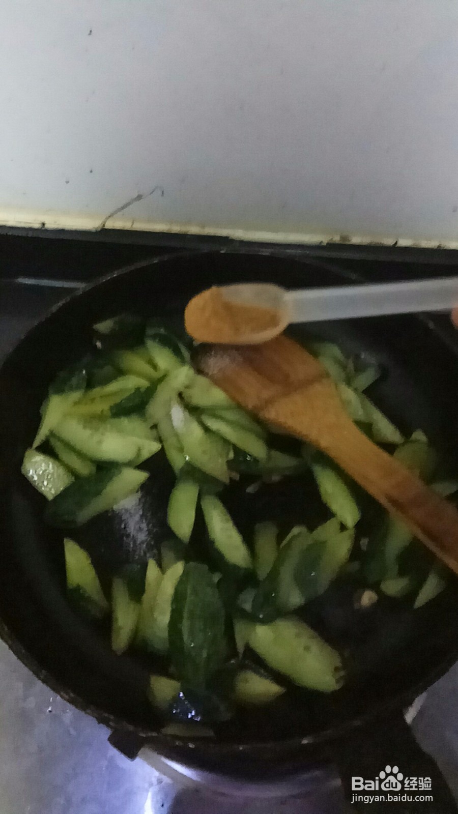 素炒黄瓜,最简单脆爽版