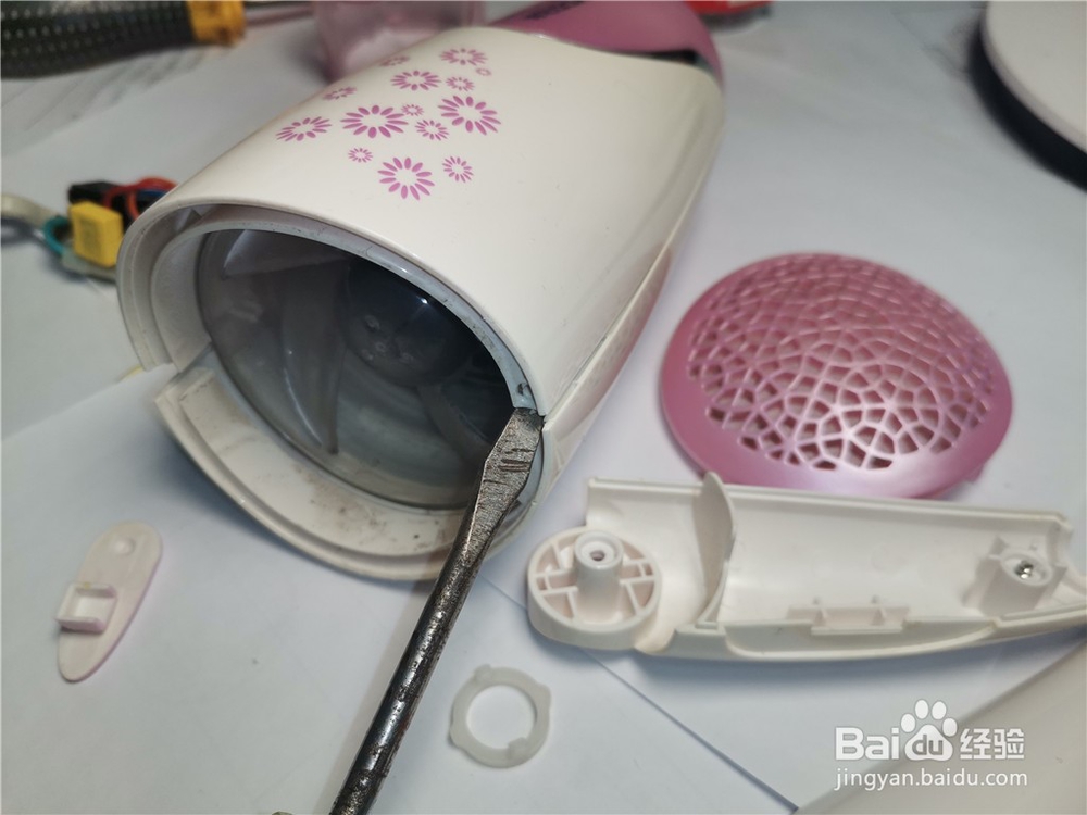 飞科电吹风异响的不花钱修复方法