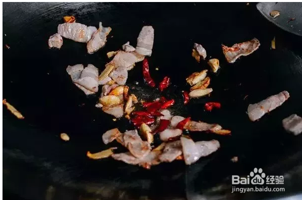 怎么巧做手撕包菜?