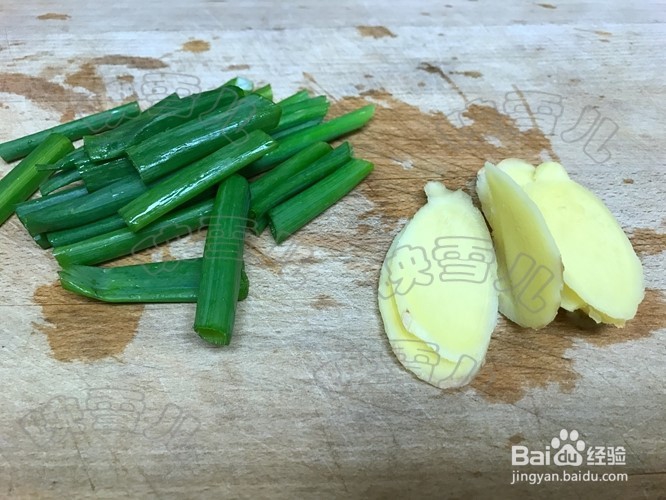 如何做姜葱炒白虾